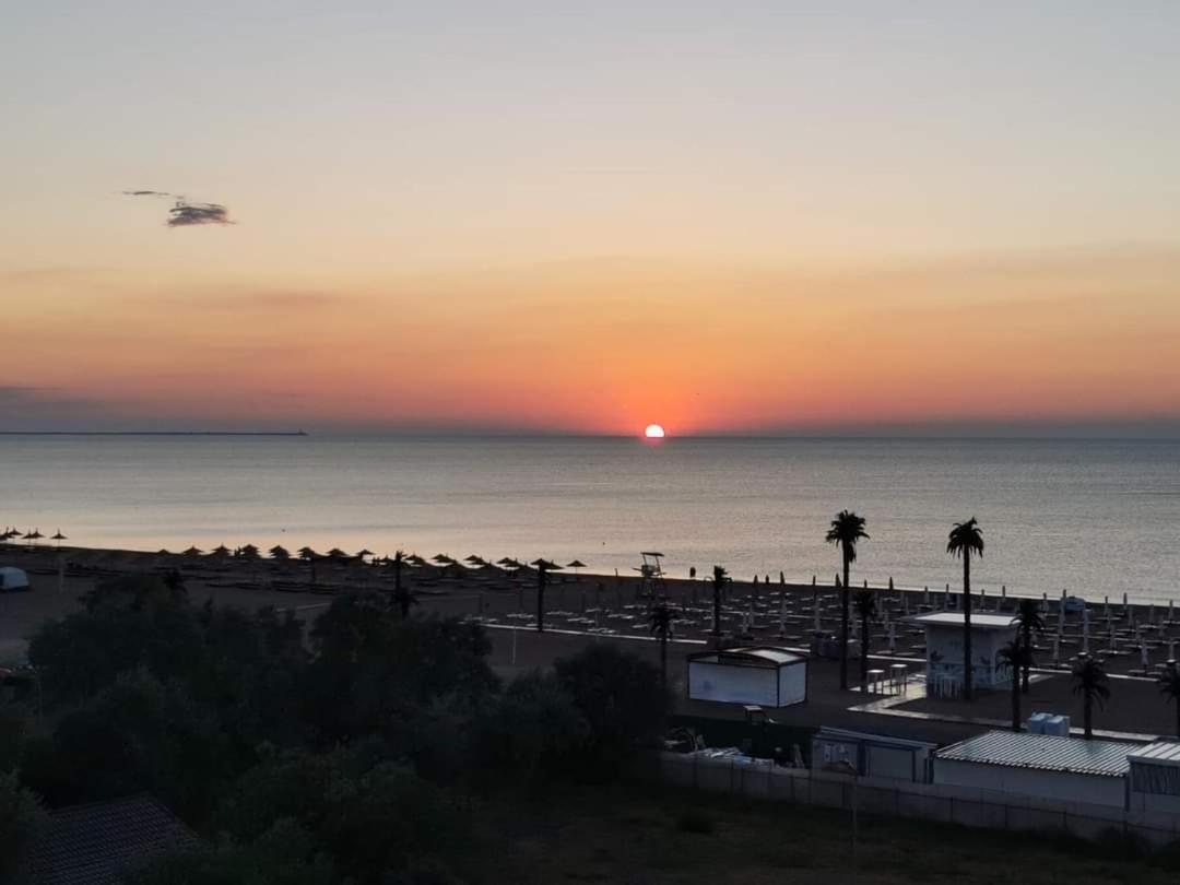 White Tower Mamaia Prestige Apartments Εξωτερικό φωτογραφία